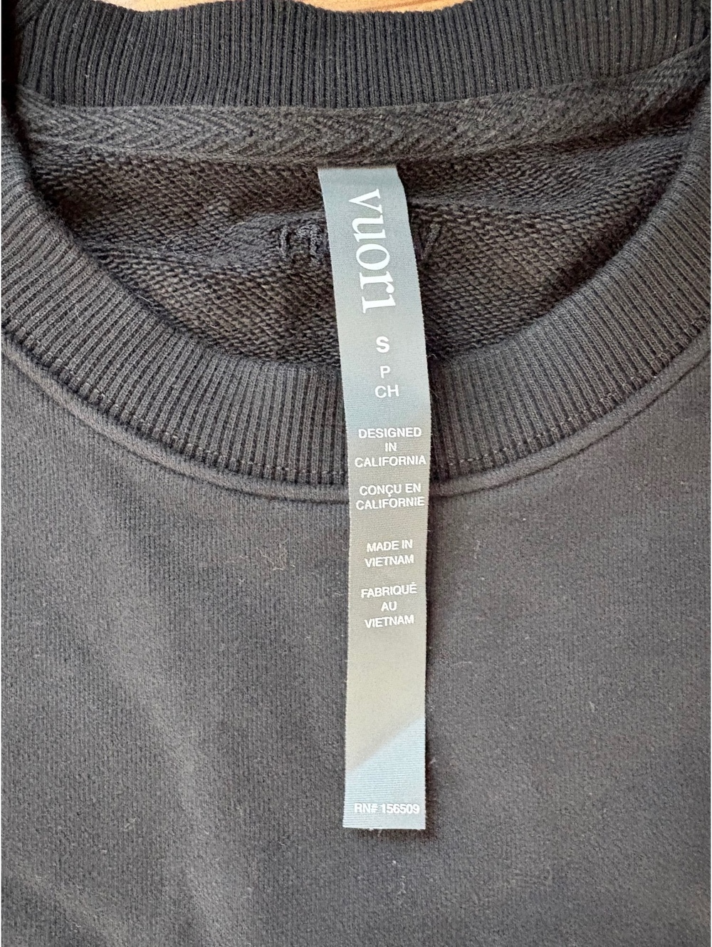 Vuori Women’s Black Oversized Crewneck Sweatshirt Pullover Size Small - Picture 3 of 8
